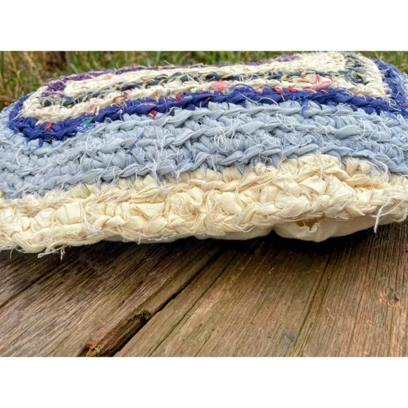 Vintage Heart Shaped Rag Rug Accent Pillow Farmhouse Primitive Blue White - Picture 5 of 16
